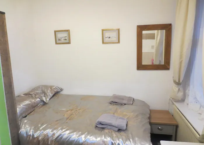 The Salendine Bed & Breakfast Blackpool